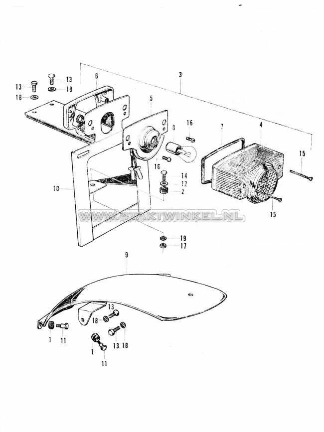 F12 - Achterlicht - Achterspatbord (Engeland & Algemeen)