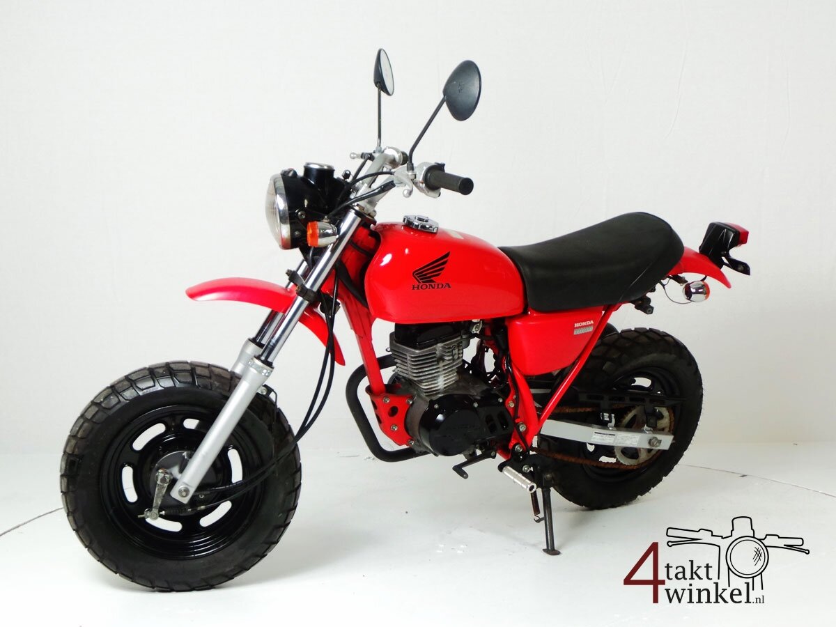 VERKOCHT ! Honda Ape, Japans, 4056 km, met kenteken