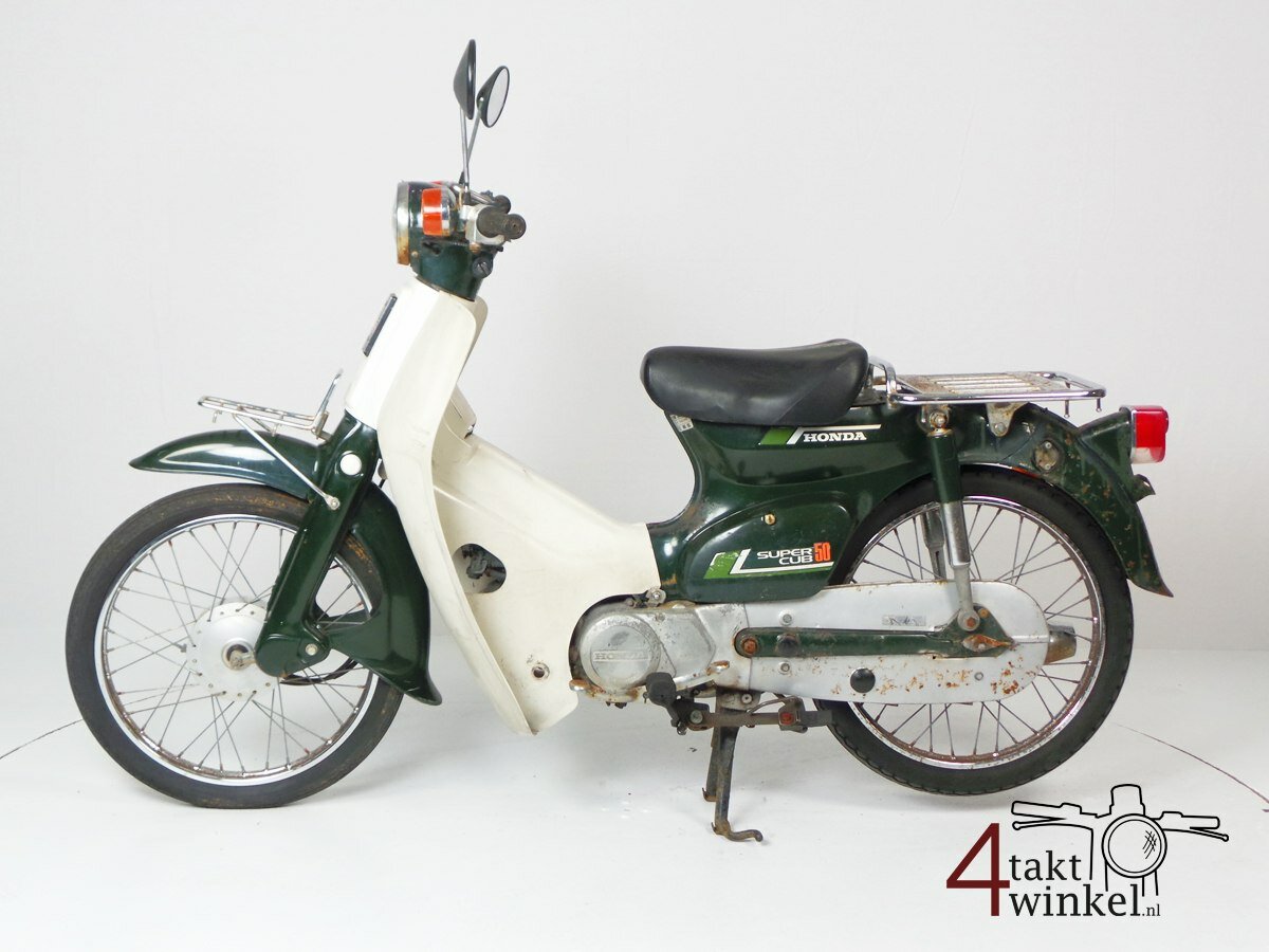 VERKOCHT ! Honda C50 NT Japans, groen, opknapper
