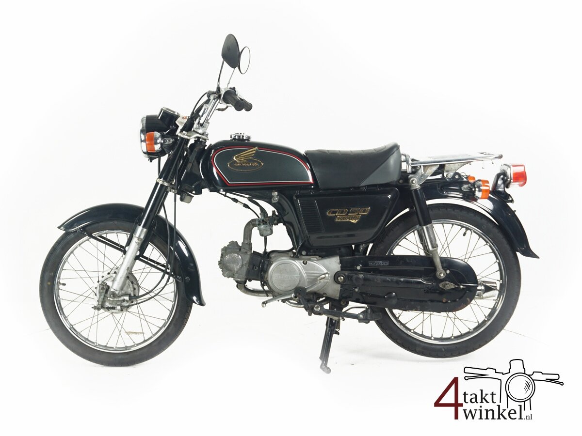 Verkocht ! Honda CD50, zwart, 3681km