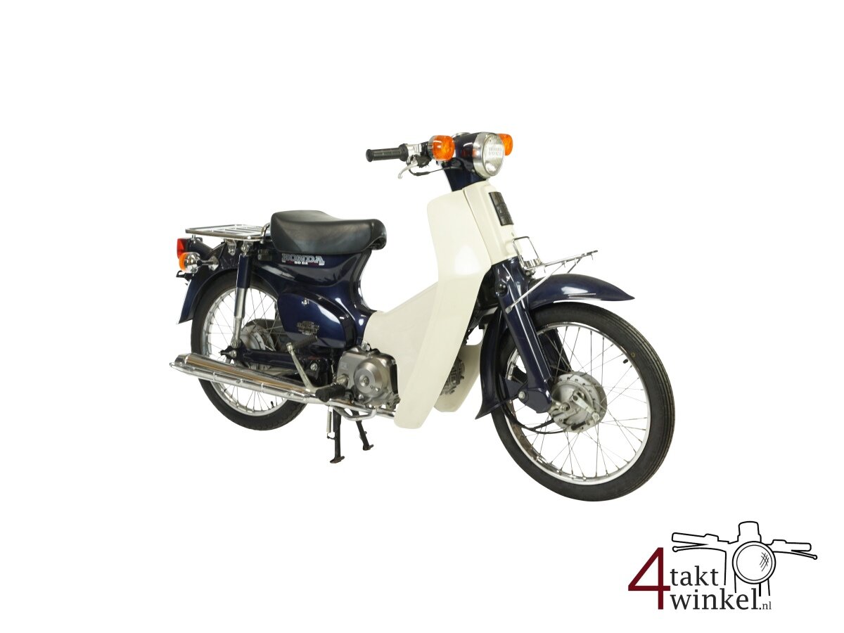VERKOCHT ! Honda C50 NT, donker blauw, 8204km. Met  Kenteken !