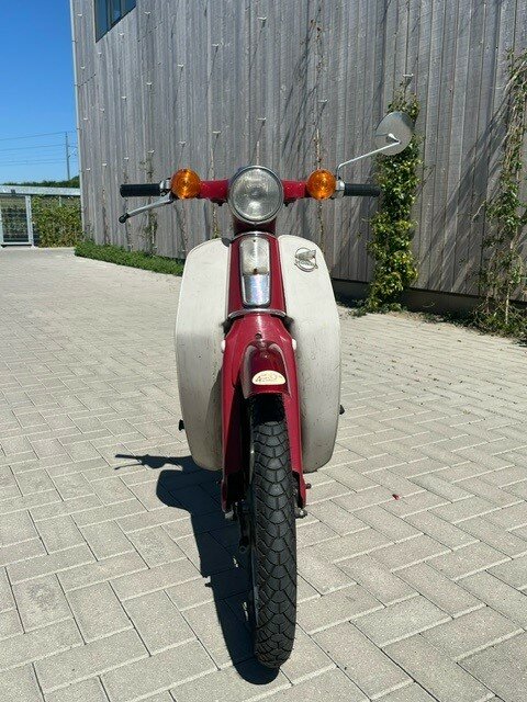 VERKOCHT! Honda C70 OT, rood, 21348 mijl
