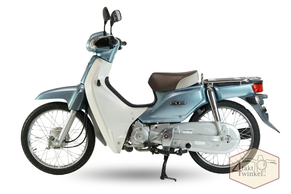 Honda C50 2016, Blauw, 3799km