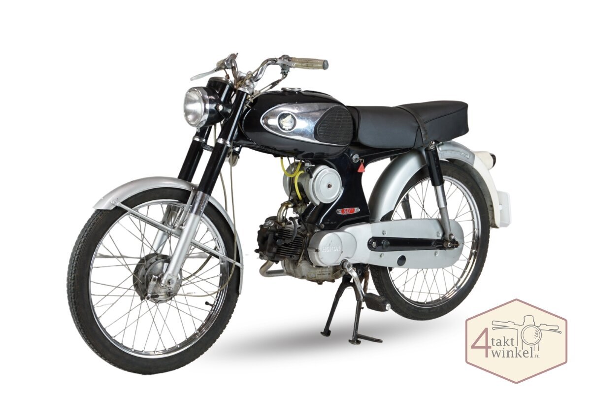 Honda C320s, zwart