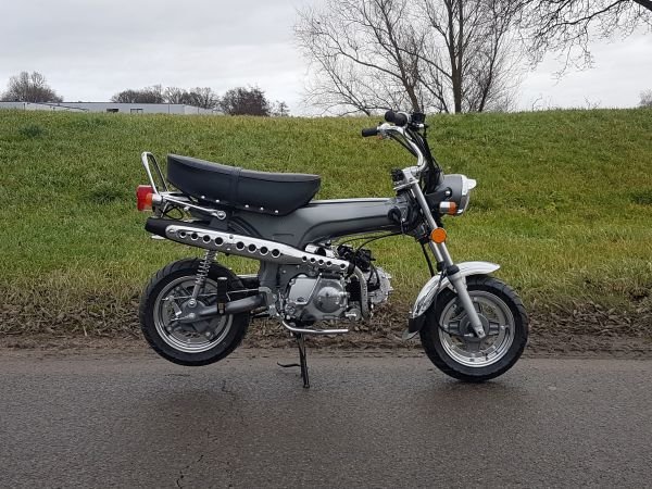 Zhenhua Dax, 50cc, bromfiets, (replica van Honda) - 4taktwinkel.nl