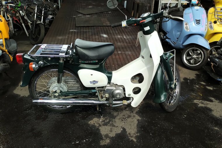 VERWACHT: Honda C50 NT, Japans, Groen, 6444 km