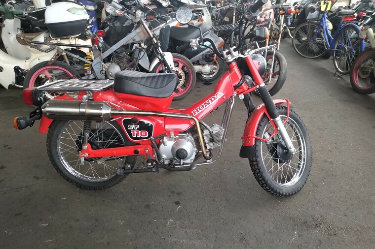 VERWACHT: Honda CT110, Japans, Rood, 1972 km