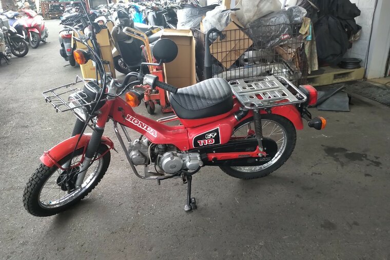 VERWACHT: Honda CT110, Japans, Rood, 1972 km