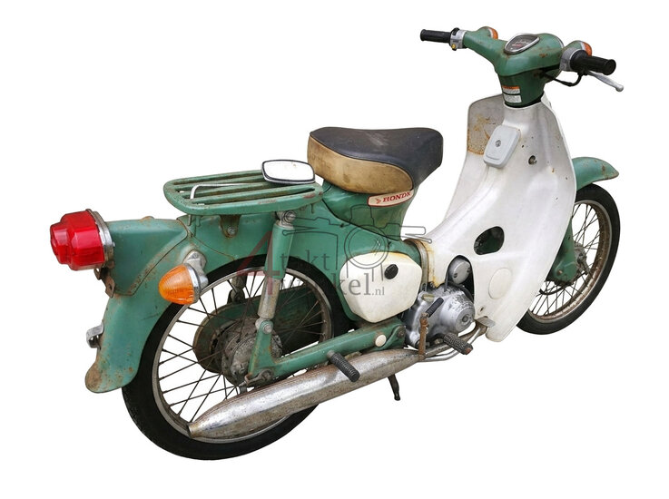 Honda C50M OT uit Frankrijk 3904 km