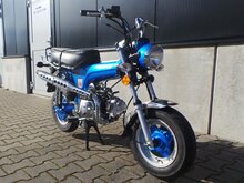 VERKOCHT Zhenhua DX 50 (Dax type), BLAUW, 50cc