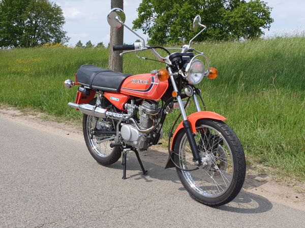 Honda Cb50, Oranje - 4taktwinkel.nl