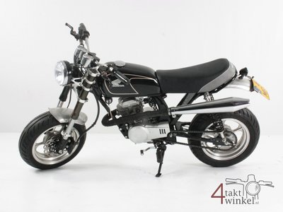 Honda CB50 (APE) met motorkenteken