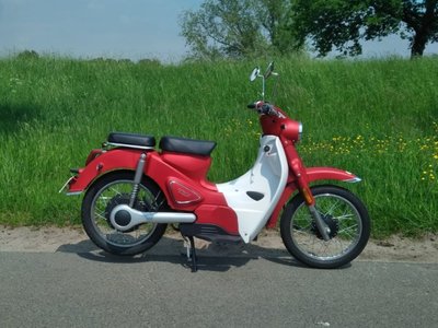 VERKOCHT! Cineco E-Classic, 1000w, elektrisch, Rood
