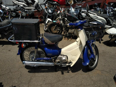 VERWACHT: Honda C50 PressCub, blauw, 25149km