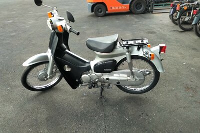 Honda C50 NT, zilver, 10538km
