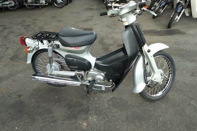 Honda C50 NT, zilver, 10538km