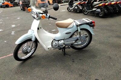 Honda C110, baby blauw, 23211km