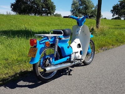Honda C50 K1 Blauw