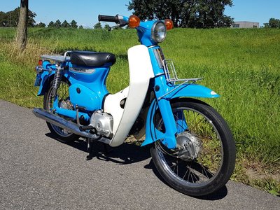 Honda C50 K1 Blauw