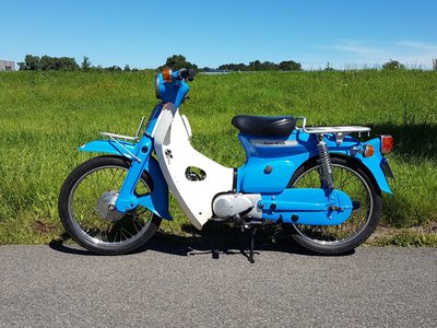 Honda C50 K1 Blauw
