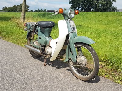 Honda C50 OT Japans (11-2015) grijs, 3321 km, met kenteken!