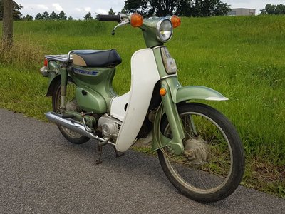 Honda C70 Japans (25-2016) groen, 7841 km, rijklaar