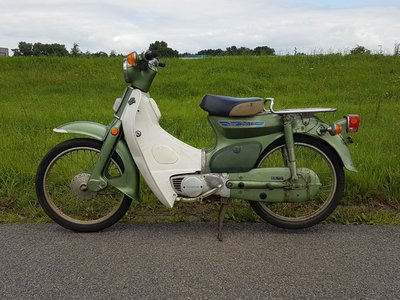 Honda C70 Japans (25-2016) groen, 7841 km, rijklaar