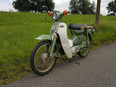 Honda C70 Japans (25-2016) groen, 7841 km, rijklaar