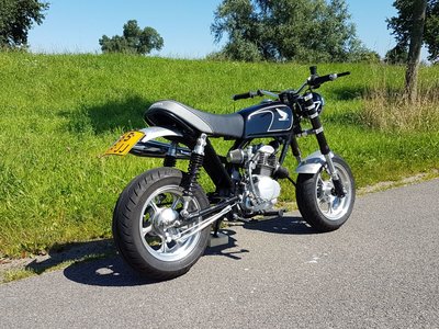 Honda CBABE (CB/APE)