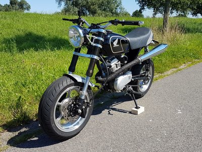 Honda CBABE (CB/APE)