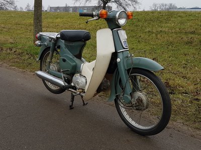 Opslag, Honda C50 OT Japans (10-2016), 02385 km