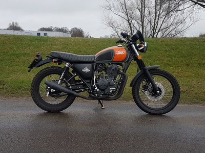 Mash Scrambler 400cc, 4500km, bouwjaar 2016