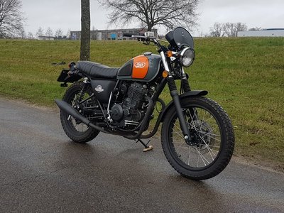 Mash Scrambler 400cc, 4500km, bouwjaar 2016
