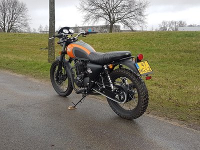 Mash Scrambler 400cc, 4500km, bouwjaar 2016