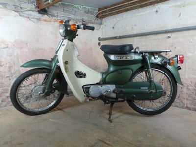 Opslag, Honda C50 K1 Japans (07-2016) 1527 km