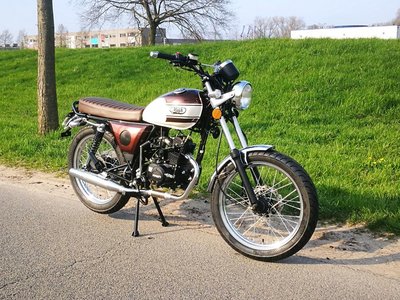 VERKOCHT ! Mash Fifty, 50cc, Bruin, Euro 4