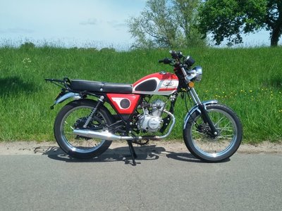Mash Fifty rood, 50cc, Gebruikt