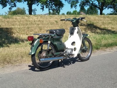 Honda C90 K1 Japans, 51468 km, groen, met kenteken!
